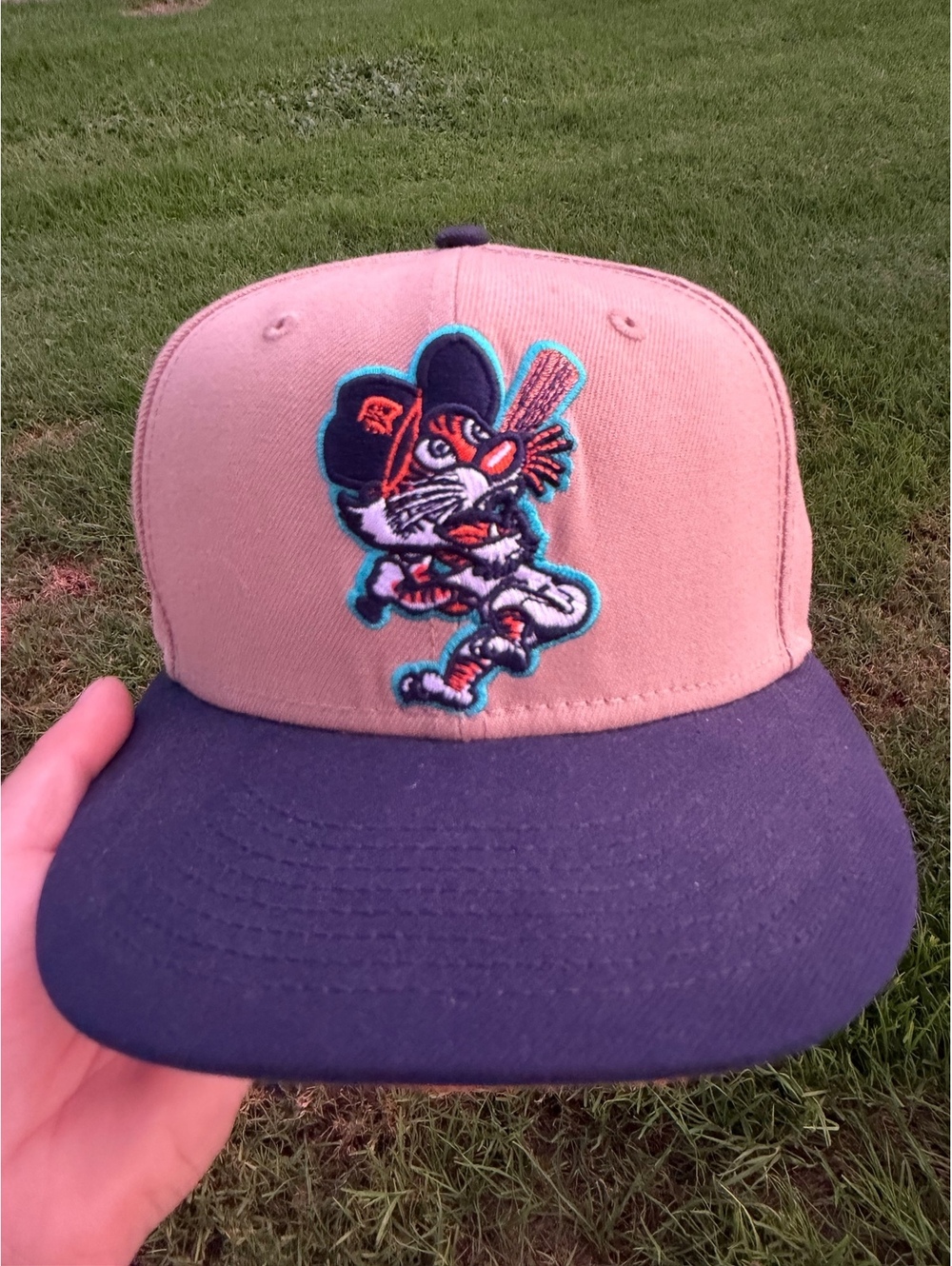 New Era 59FIFTY Detroit Tigers 1984 WS 50th Anniv Fitted 71/8